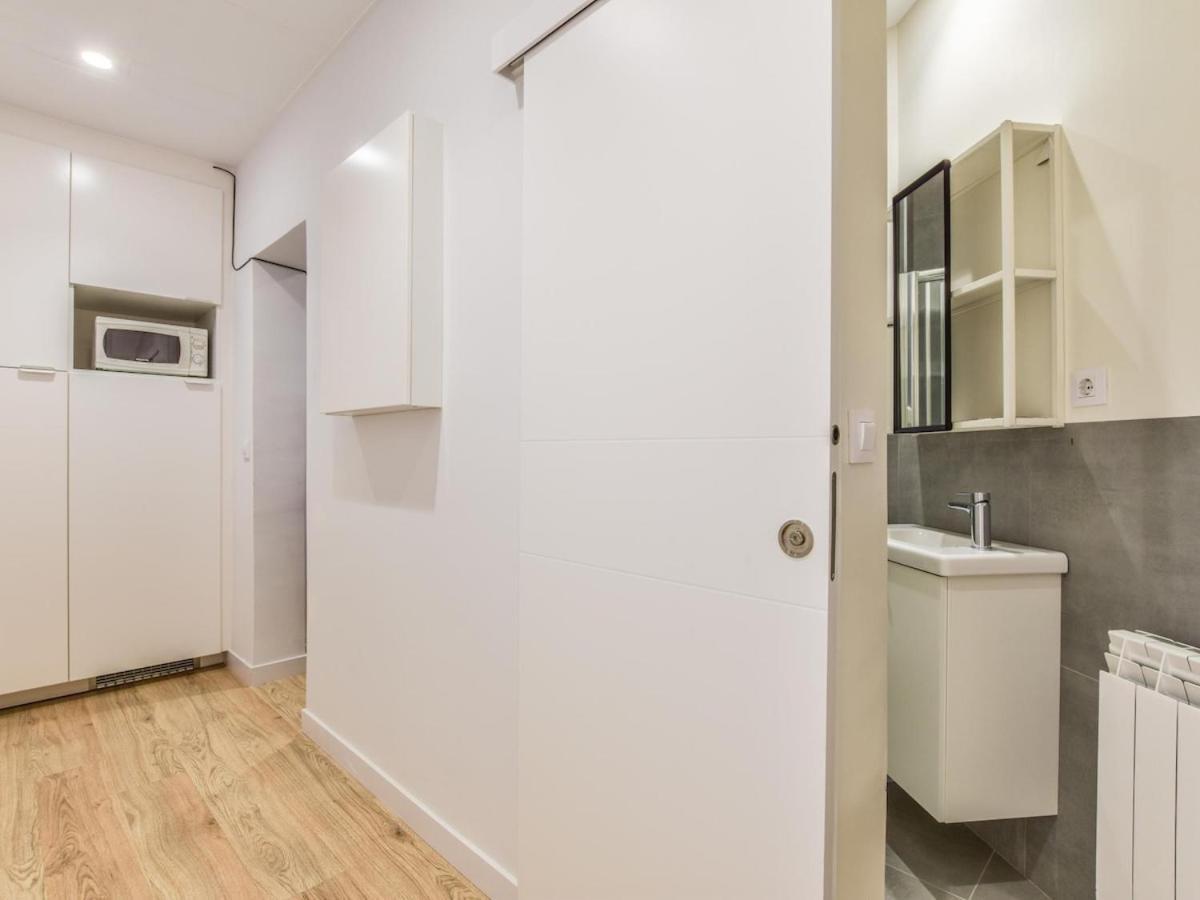 Apartamento En Plaza De Canalejas Appartement Madrid Buitenkant foto