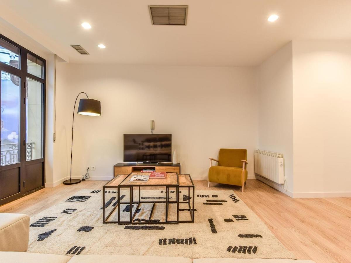 Apartamento En Plaza De Canalejas Appartement Madrid Buitenkant foto