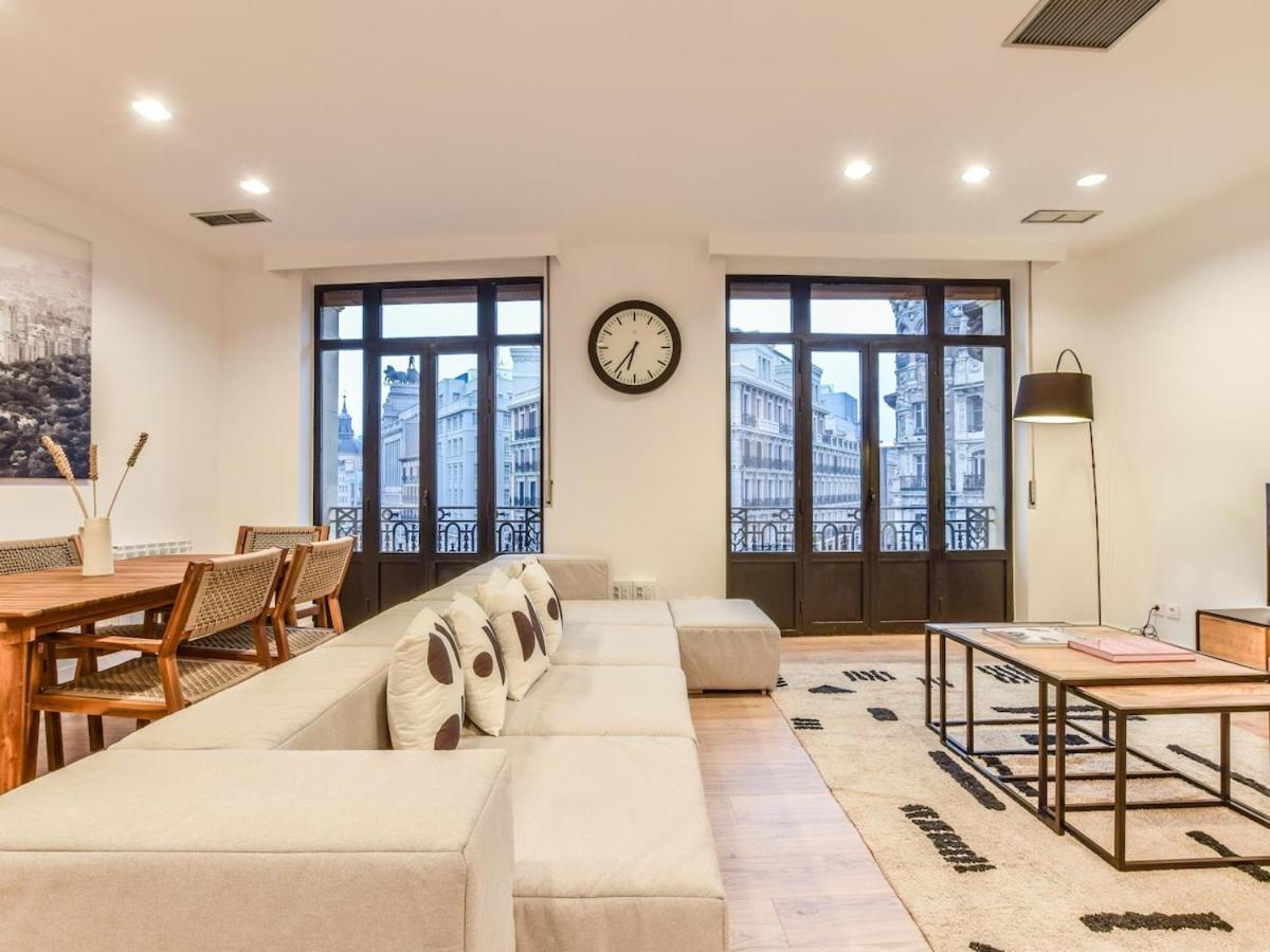 Apartamento En Plaza De Canalejas Appartement Madrid Buitenkant foto